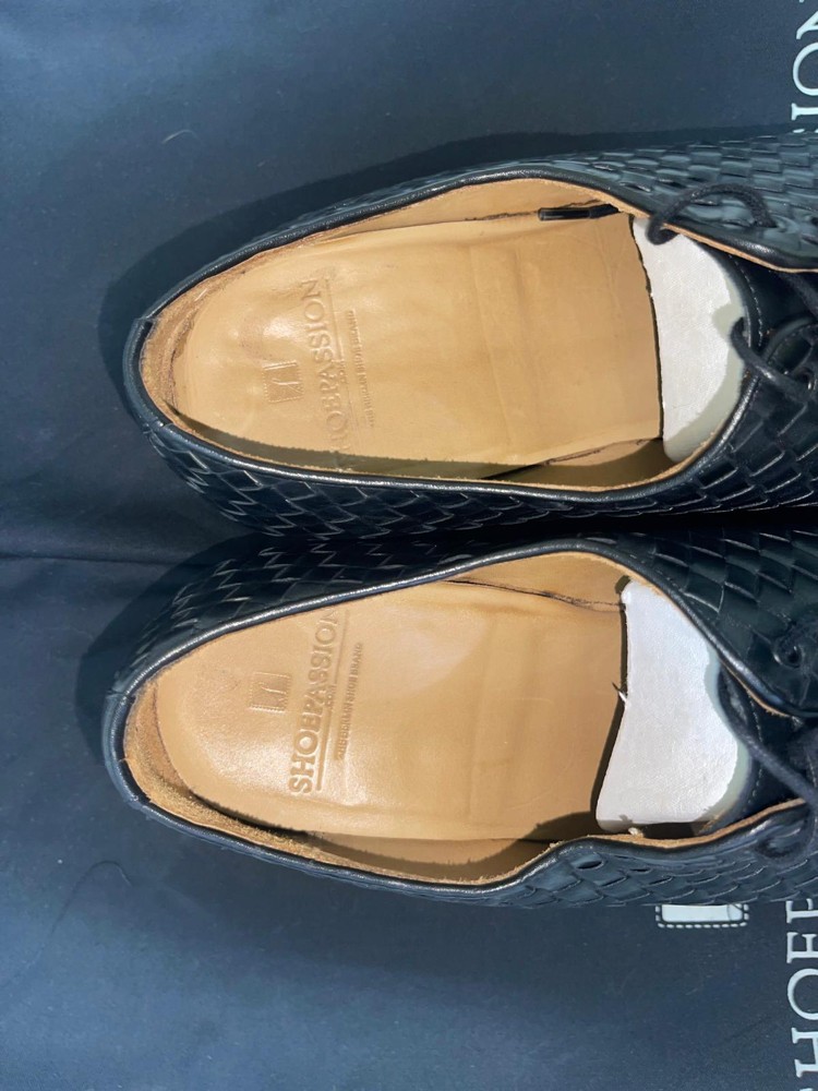 Two original Spanish shoes - 4