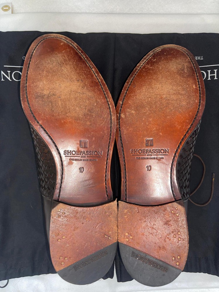 Two original Spanish shoes - 10