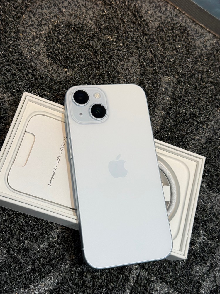 iPhone 15 Blue 128 GB 100 Bat - 5