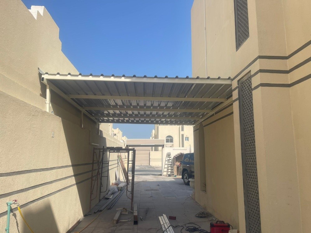 cap parking gate, stores working - 3