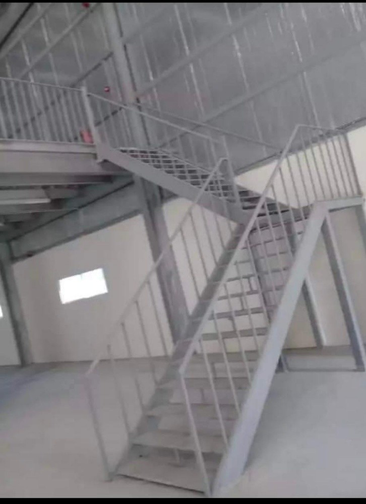 cap parking gate, stores working - 5