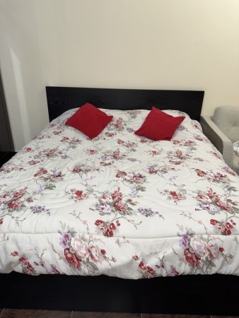 Bed with storage and accessories - 7