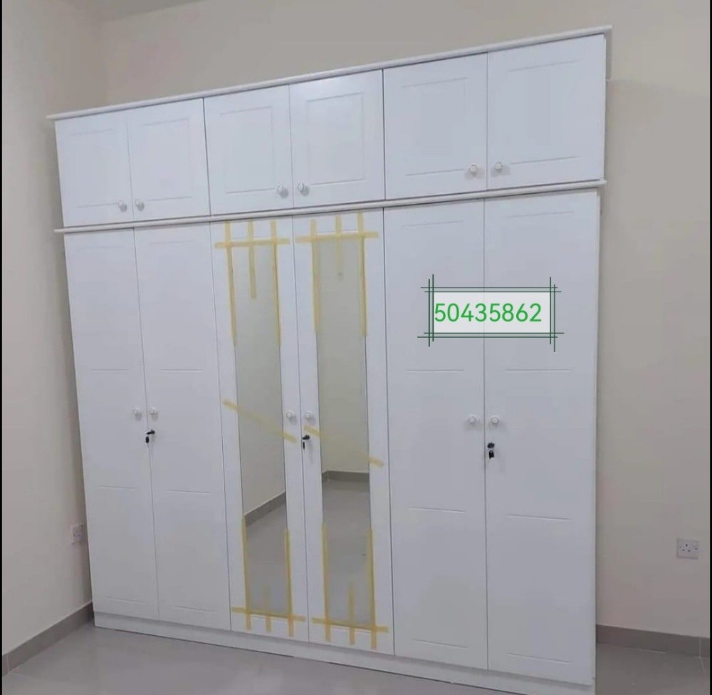 six doors wardrobe with top - 1