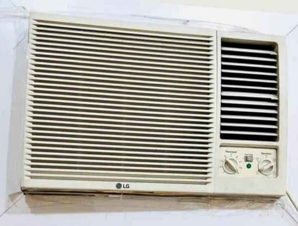 Window Lg Ac for sell 31598771 - 1