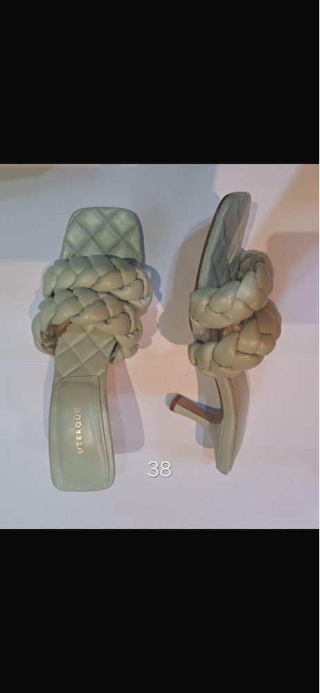 Heels - Shoes - 4