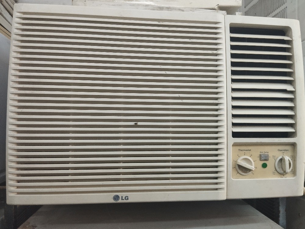 window ac for sell ---30998707 - 1