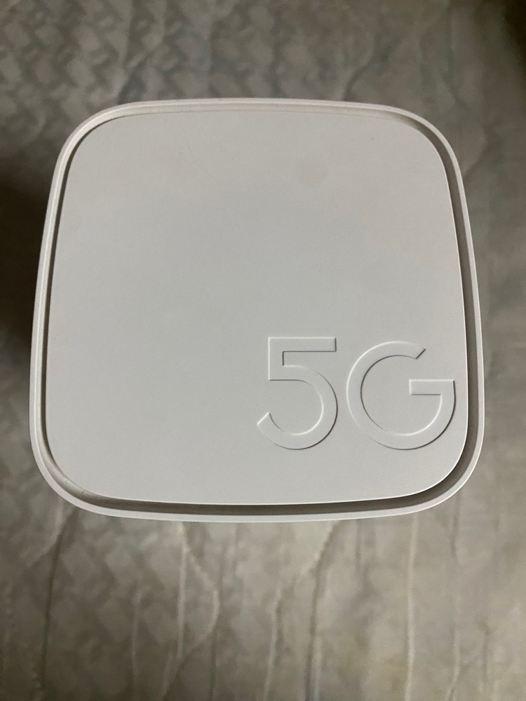 Hiawei 5G SIM card router - 2