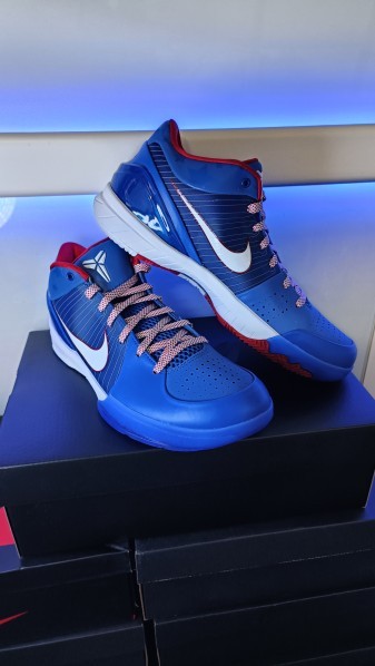 Kobe 4 Protro Philly US11M - 1