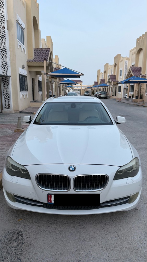 BMW 523i 2011 - 1