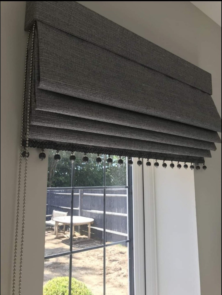 Making New Curtains 30109149 - 12