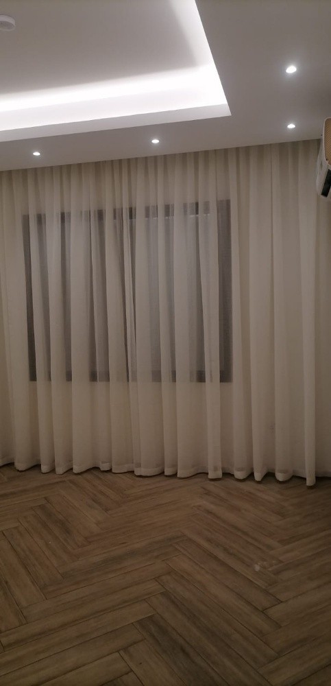 Making New Curtains 30109149 - 8