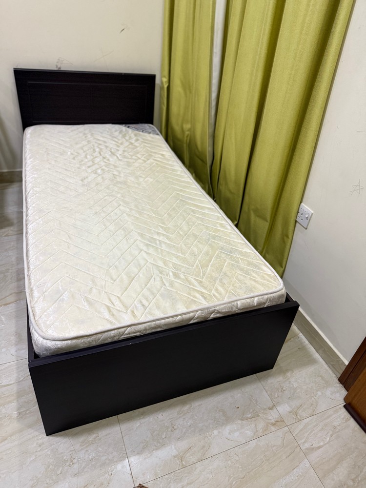 single bed and medicated mattress - 3