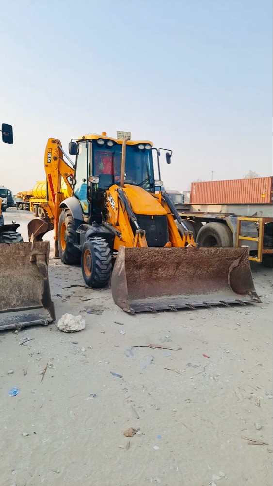 JCB jcb backhoe loader - 2