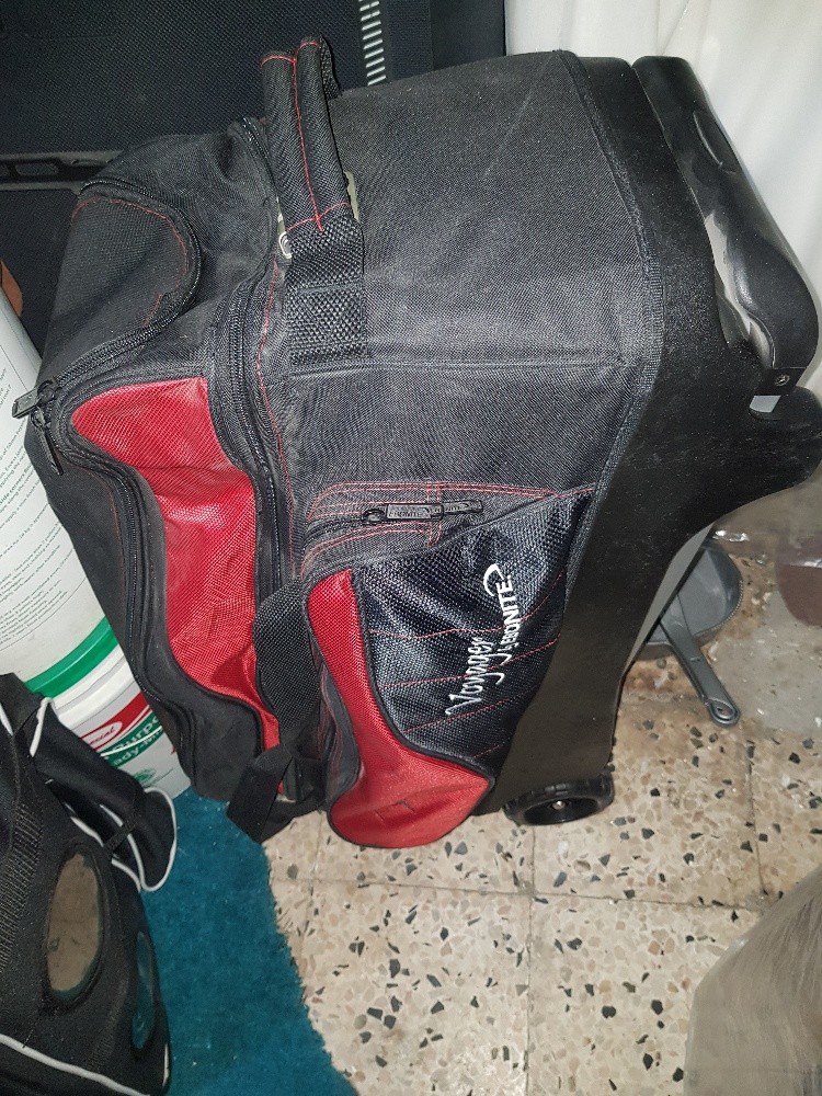 ثلاثه كور بولينج بالشنطة - 1