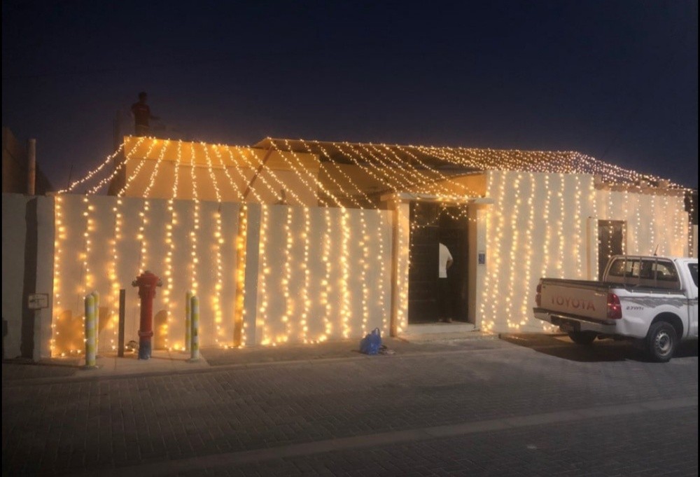 Led strip light available - 15