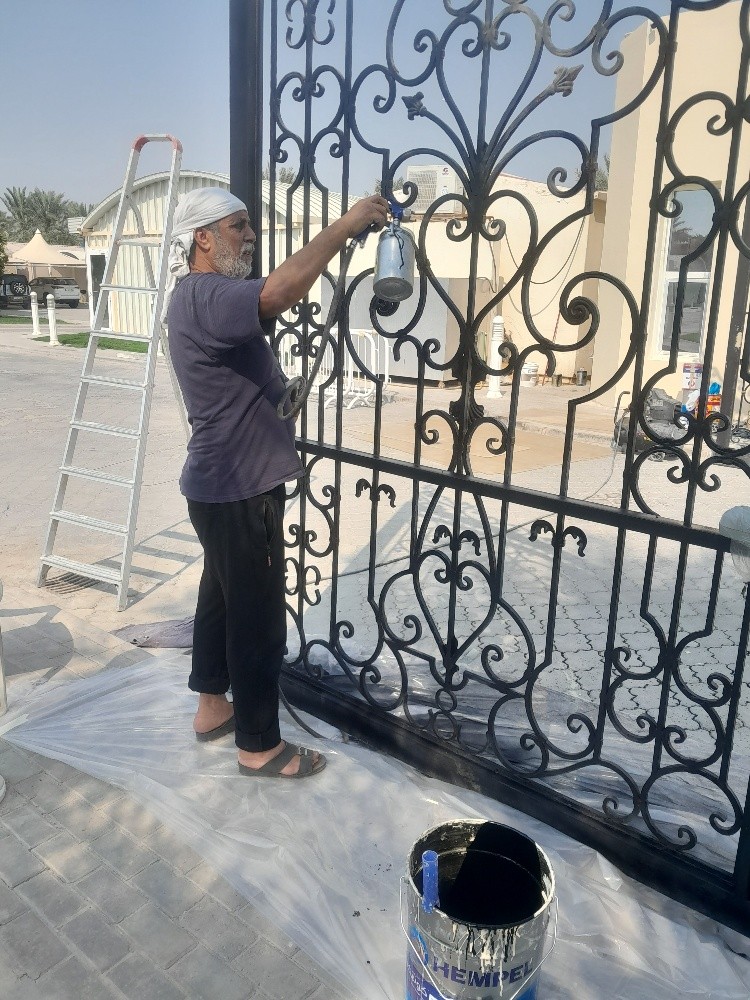 تنفيذ أرضيات إيبوكسي وتشطيب - 4