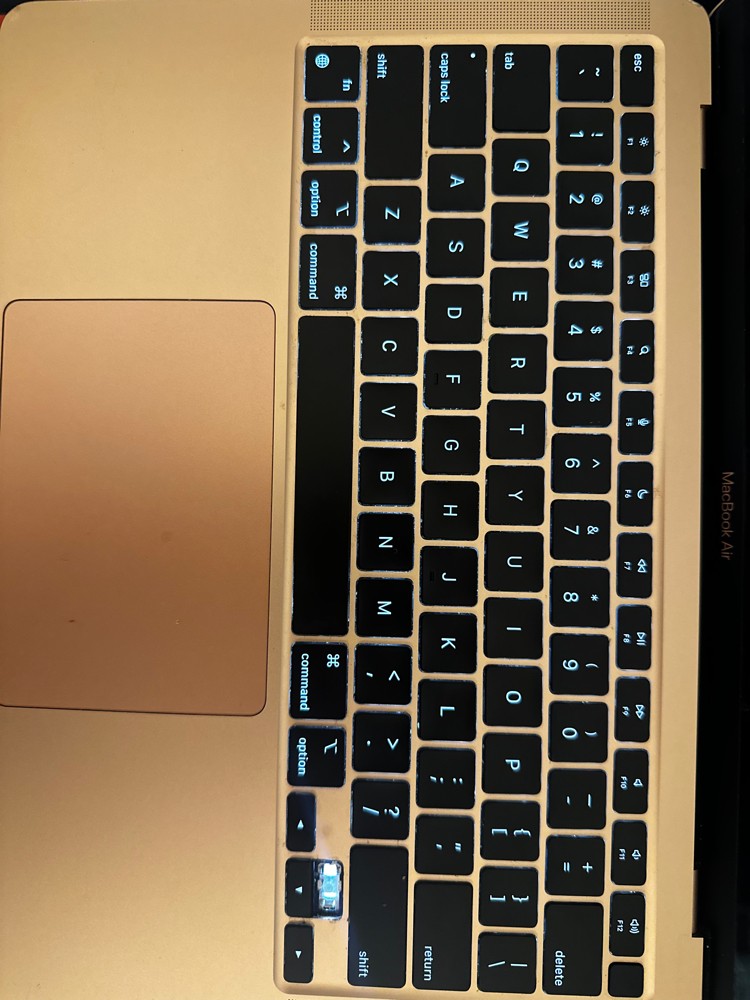 Macbook Air  - 3