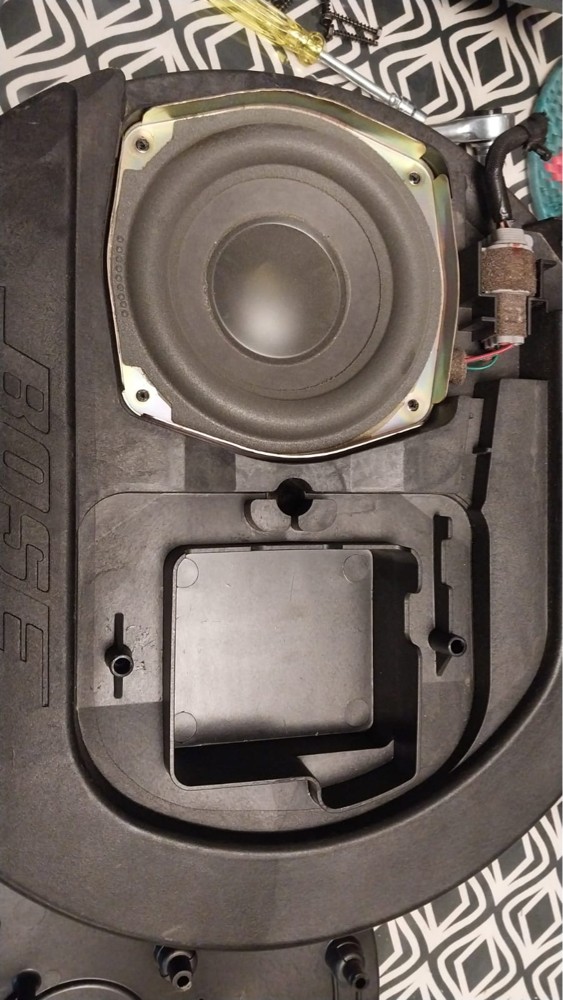 Bose Single Sub Woofer - 2