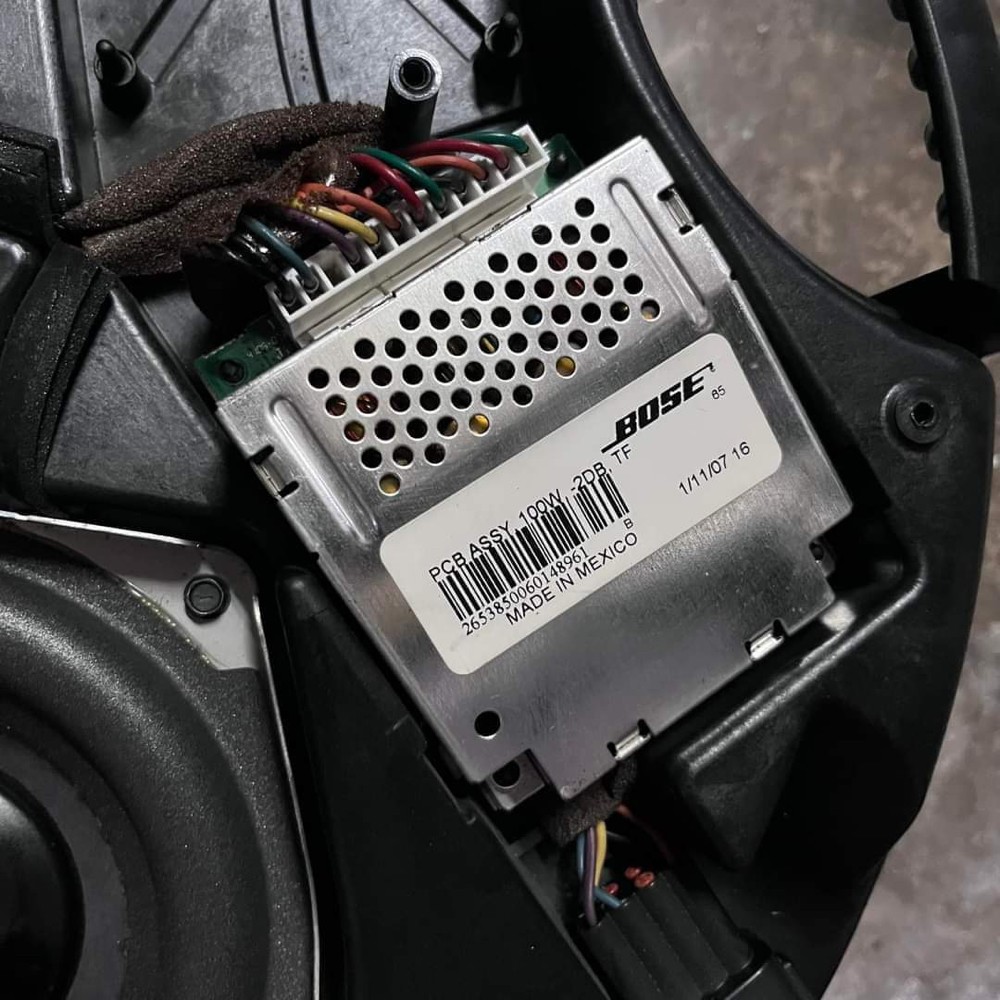 Bose Double Sub Woofer - 7