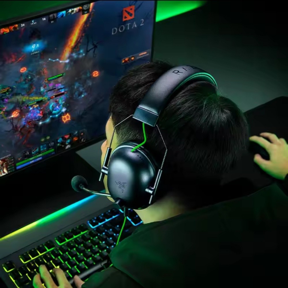 gift razer shark V2 x headphones - 5