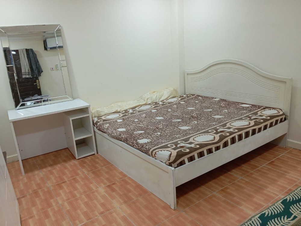 bed room furniture - 1
