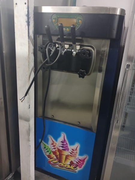ICE CREAM MACHINE USED - 3