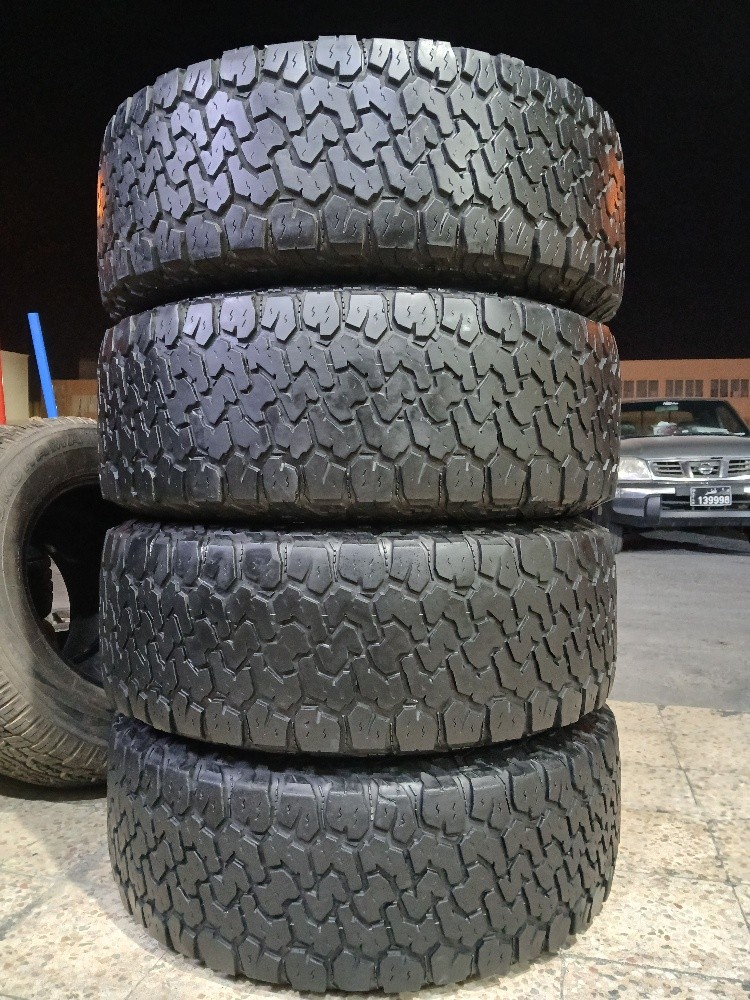 LT.285/70/R17.Blackbear Brand - 4