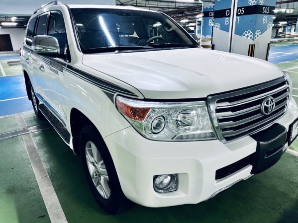 LAND CRUISER 2015 GXR V8 - 1