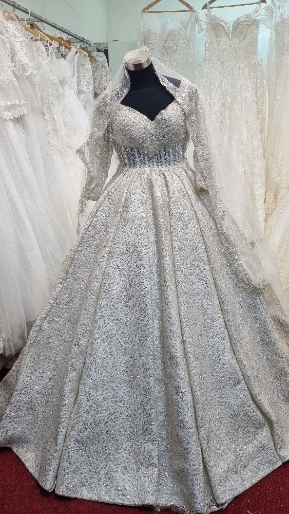 Wedding gown for rent - 2