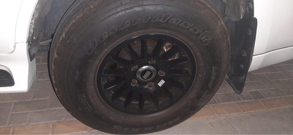 For sale: tires + rims - 4