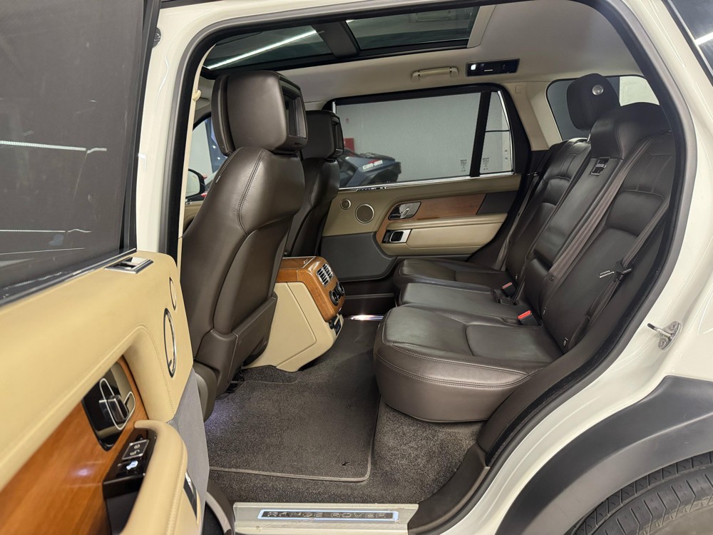 Range Rover Vogue L 2019  - 10