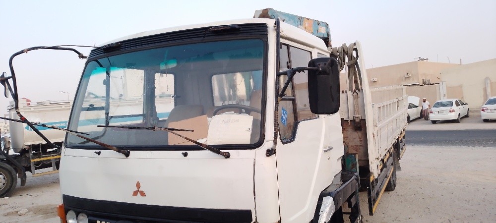 شاحنات بوم للإيجار متاحة في قطر - 2