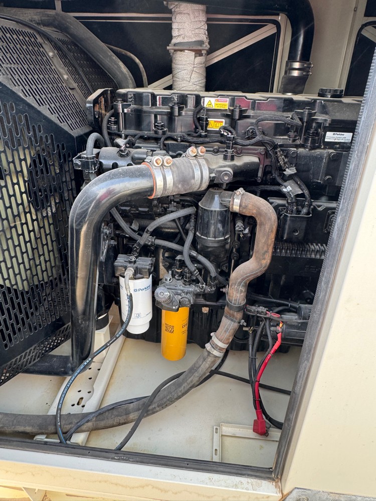 generator 315 kva  - 2
