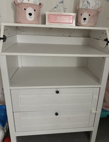 Changing table - 2