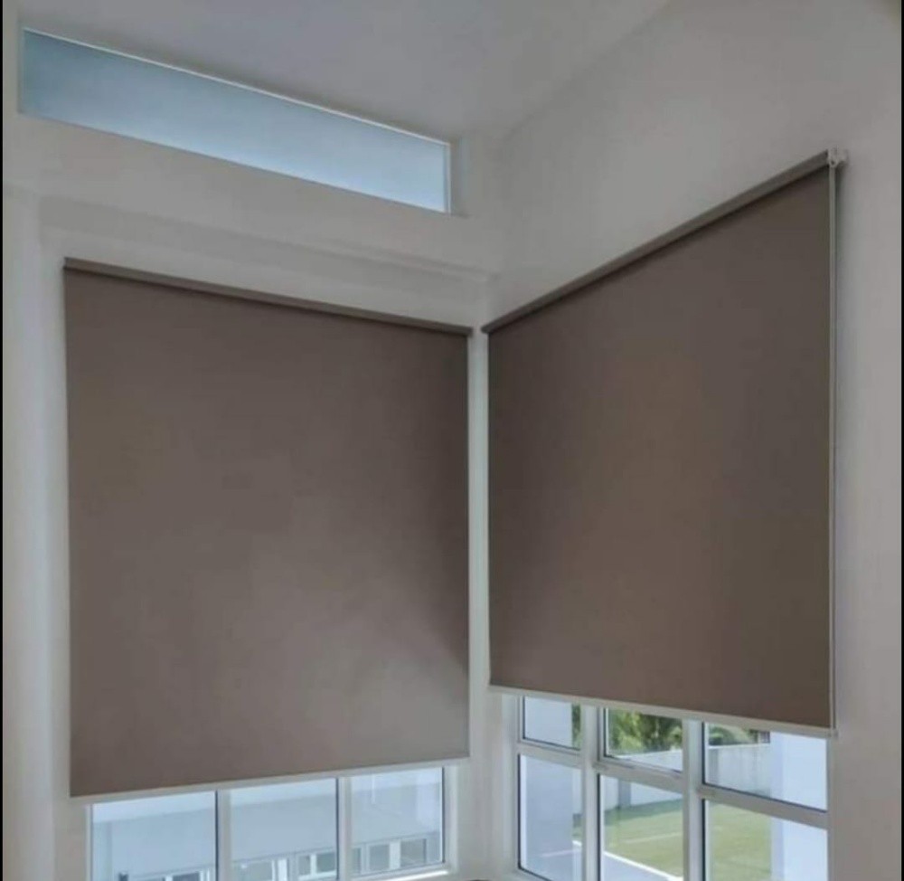 Rollers Blain Curtains - 9