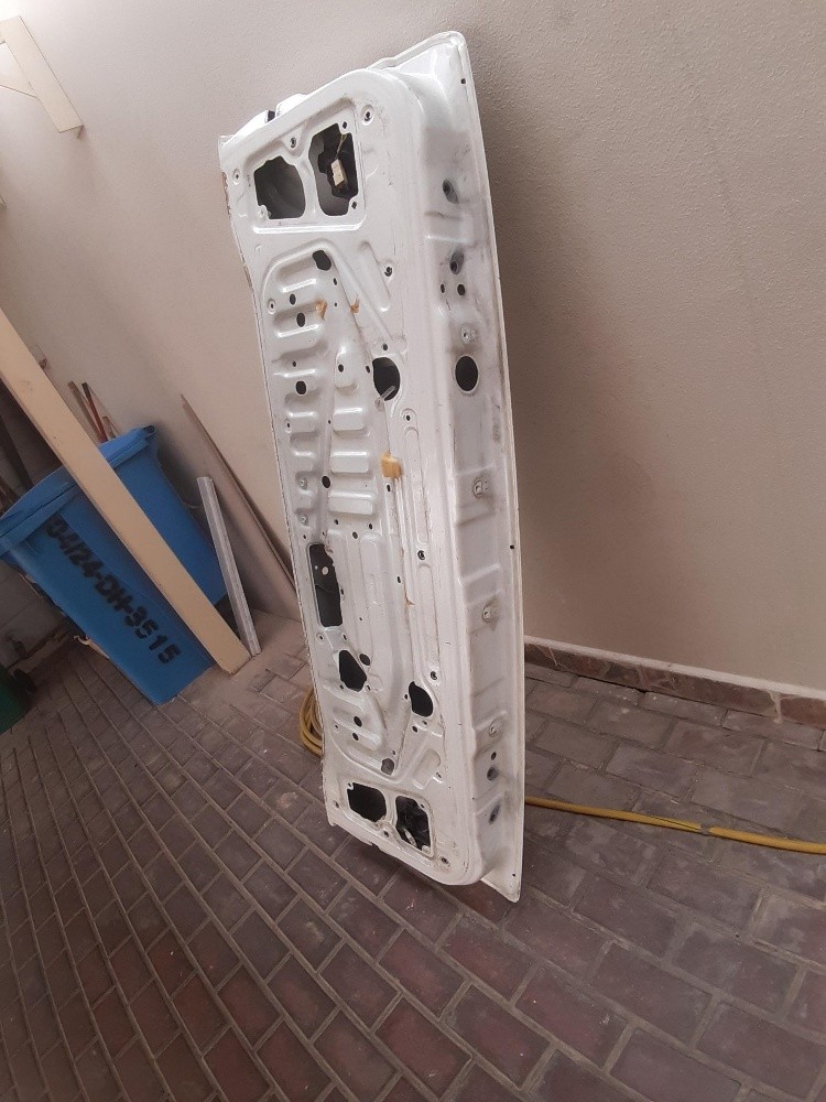2007 land cruiser back door - 2