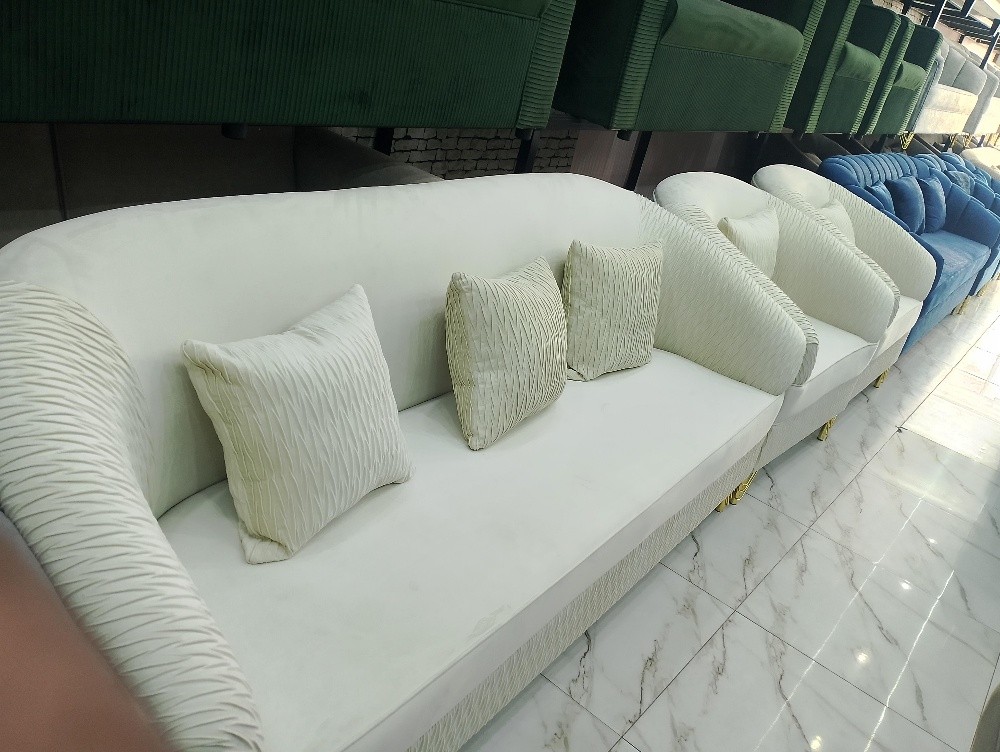 Brand New Stylish Sofa Set - 4