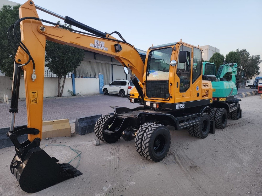 Aobang wheel excavator 6.3 tons - 3