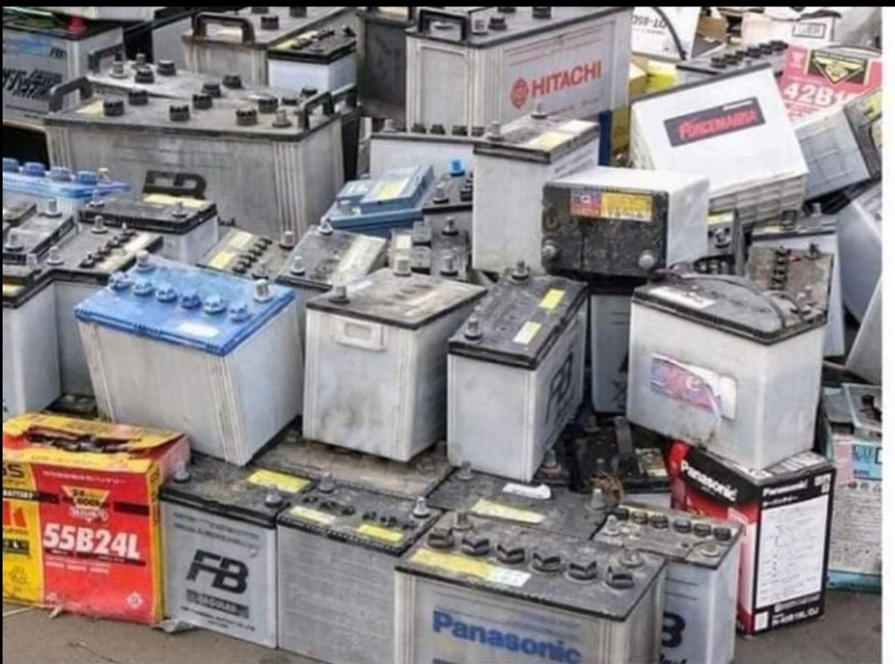 buying old batteries - 1