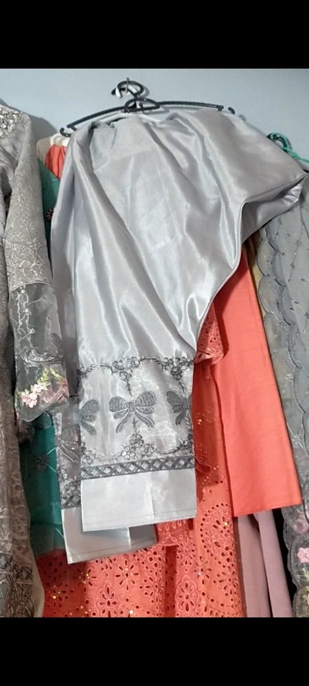 Pakistani three pieces Dress - 3
