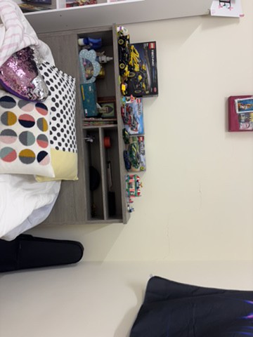 single barely used bed - 4