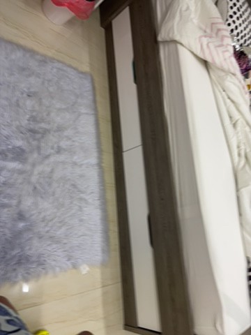 single barely used bed - 2