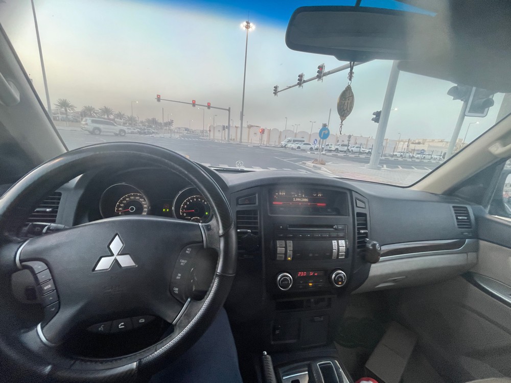 Mitsubishi Pajero(2014)for Sale - 3