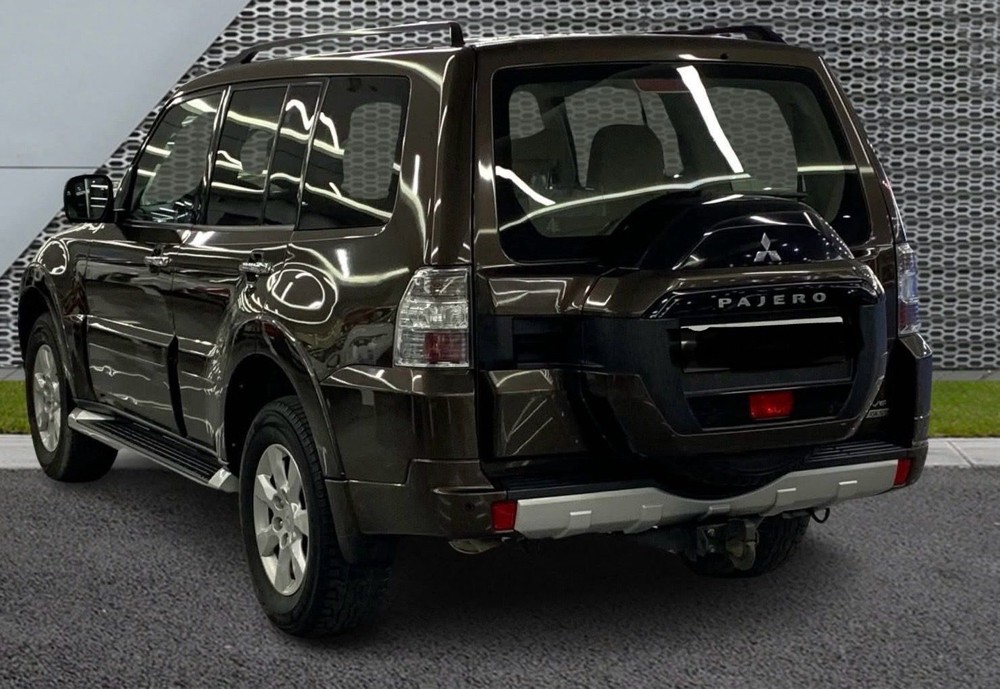 Mitsubishi pajero 2020 - 7