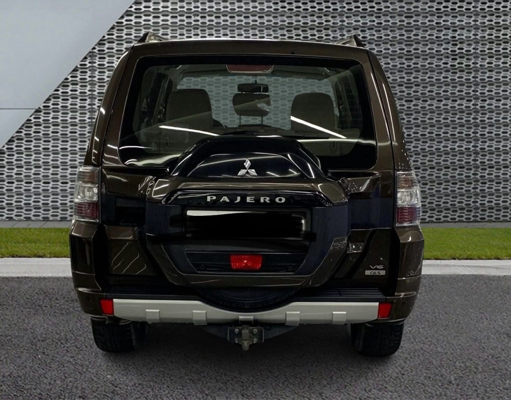 Mitsubishi pajero 2020 - 11