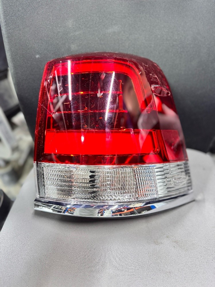 Tail Lamp Land Cruiser - 6