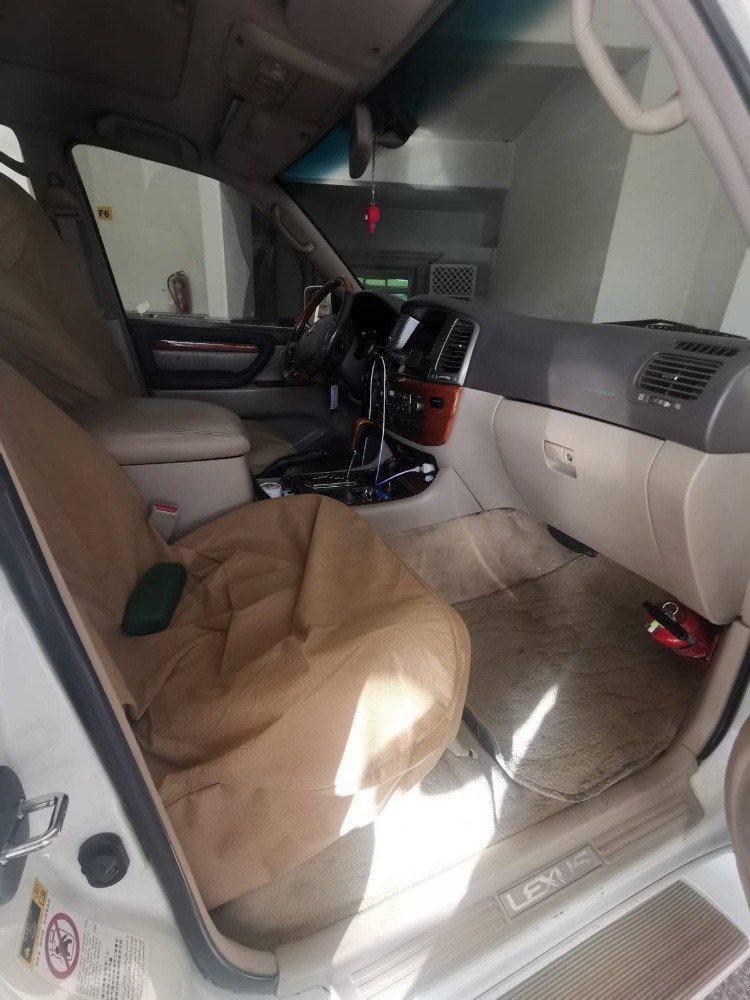 Lexus LX470 - 7
