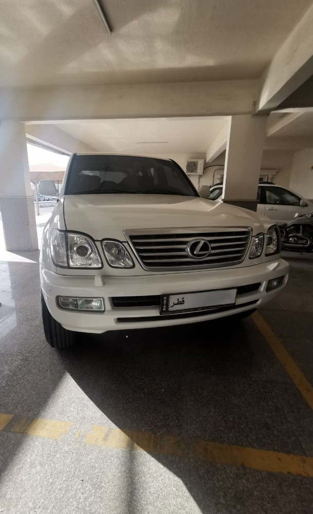 Lexus LX470 - 1