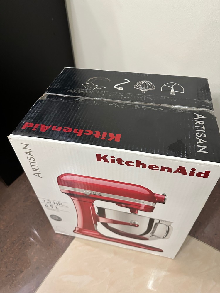 Kitchen Aid Mixer Artisan - 3