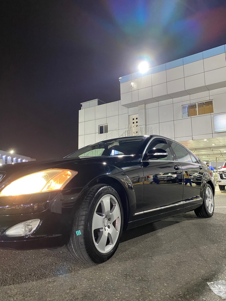 مرسيدس اس ٣٥٠ اصفار  - 1